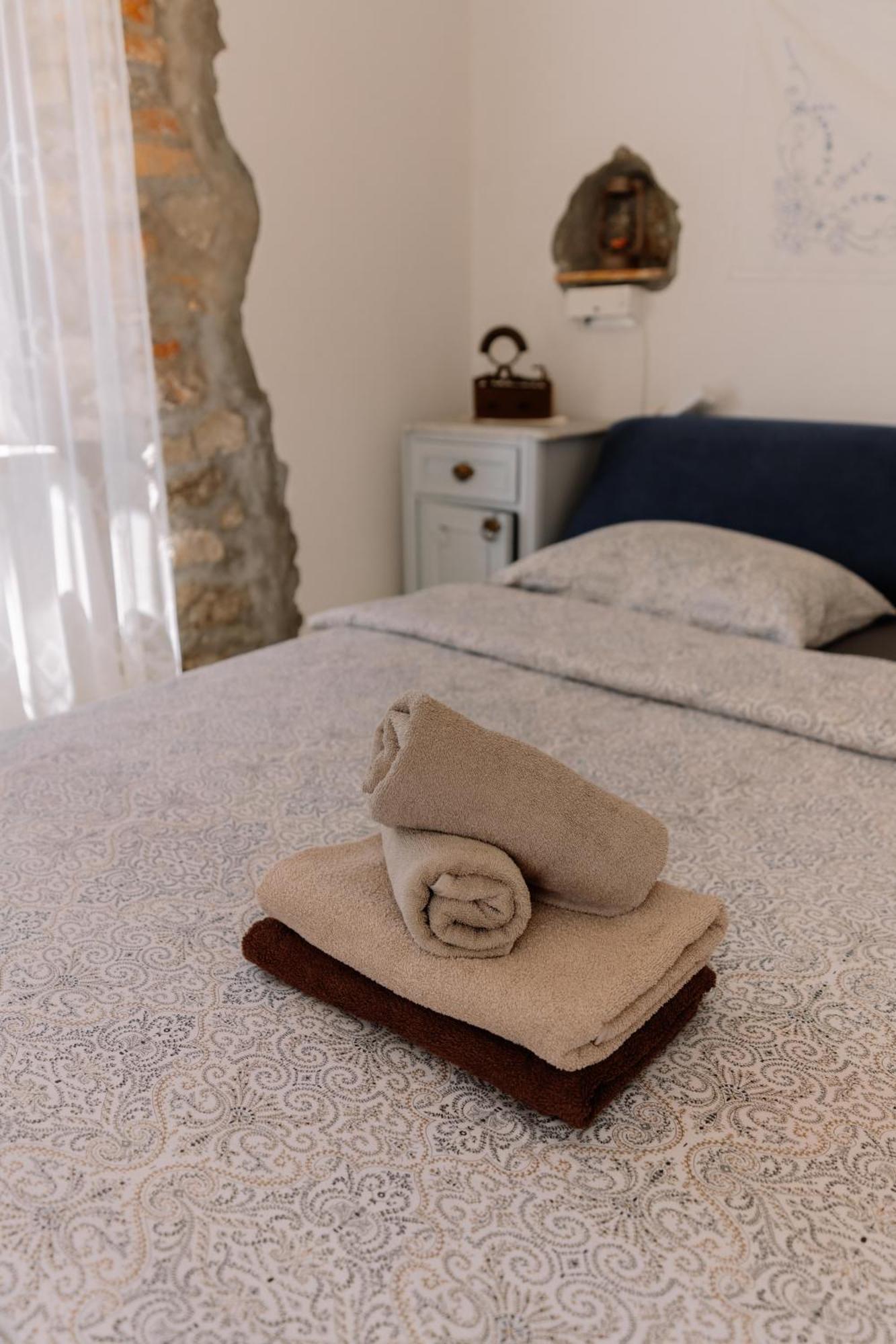 Luanas Rooms With Istrian Touch Buzet Eksteriør bilde