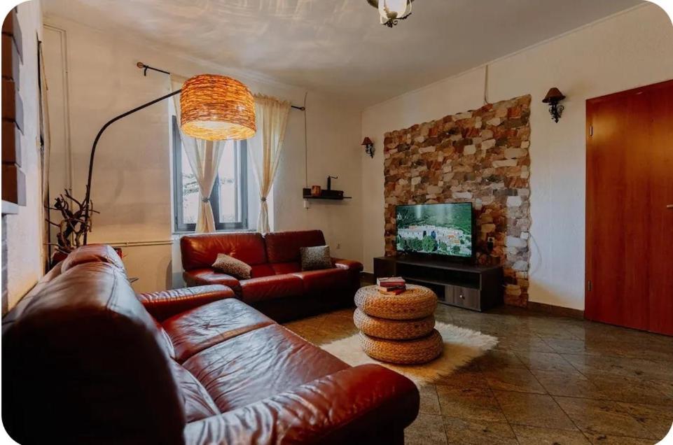 Luanas Rooms With Istrian Touch Buzet Eksteriør bilde