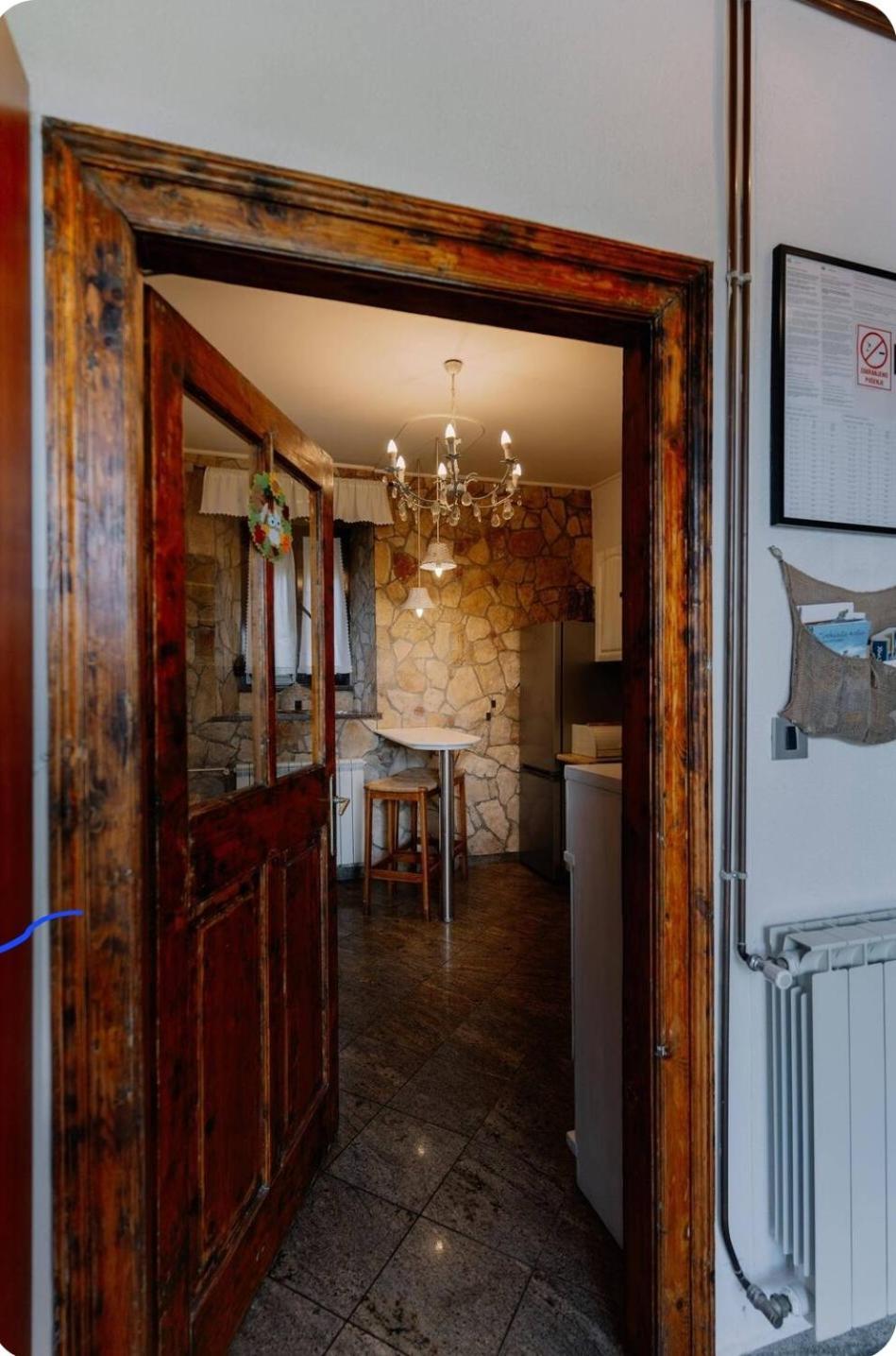 Luanas Rooms With Istrian Touch Buzet Eksteriør bilde